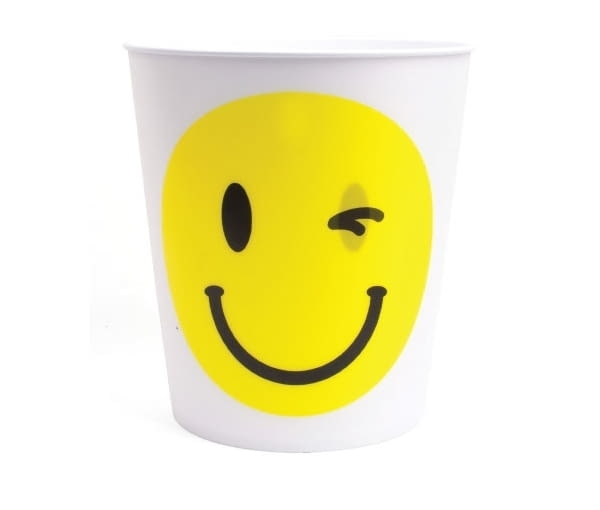 KOSZE NA ŚMIECI. Z efektem trójwymiarowym - zależy pod jakim kontem spojrzymy tak zmienia się obraz. 65 zł, redonion.pl