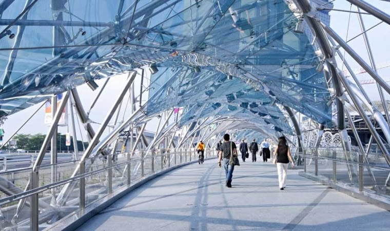 Helix Bridge - kładka dla pieszych w Singapurze nad zatoką Marina Bay. Uznana za najlepszą konstrukcję dla transportu w ramach World Architecture Festival 2010. Projekt: Cox Rayner Architects i Architects 61 konstrukcja, waf, singapur, most