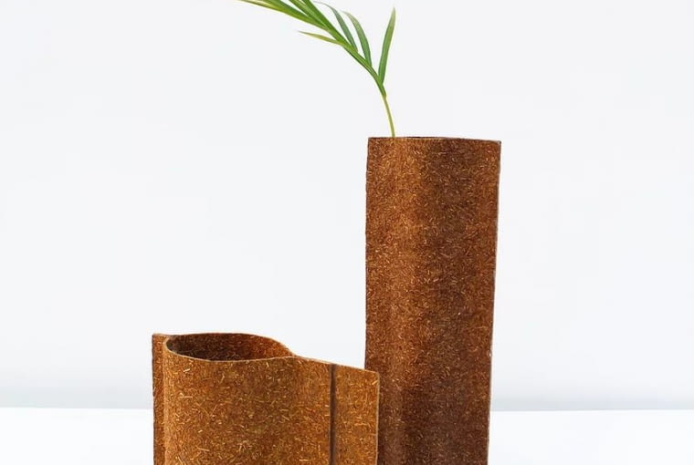 Cheer Project - materiał z sosnowych igieł. Proj. Guarav MK Wali Cheer Project - materiał z sosnowych igieł. Proj. Guarav MK Wali