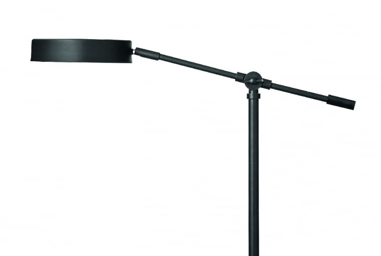 Table lamp. Prosta i funkcjonalna, z ruchomym ramieniem. Lakierowana na matową czerń. Ok. 1007 zł, bloomingville.com