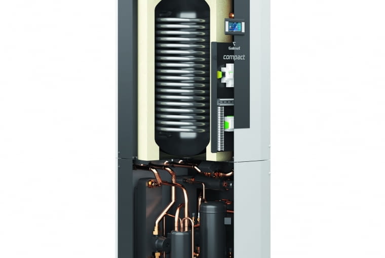 Zimą gruntowa pompa ciepła pracuje inaczej niż latem, gdyż temperatura płynu w dolnym źródle spada, co jest naturalnym efektem korzystania z magazynu energii w gruncie (kolektor płaski lub sondy pionowe) Zimą gruntowa pompa ciepła pracuje inaczej niż latem, gdyż temperatura płynu w dolnym źródle spada, co jest naturalnym efektem korzystania z magazynu energii w gruncie (kolektor płaski lub sondy pionowe)