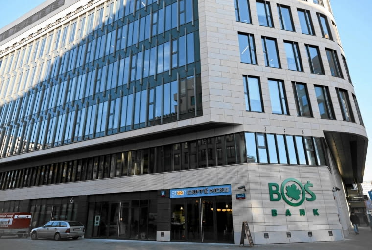 Nowy budynek w miejscu dawnego Domu Handlowego Feniks - ul. Zelazna 32 26.11.2013 Warszawa . Dom Handlowy Feniks - ul. Zelazna 32 . Cykl zdjec Warszawa wczoraj i dzis . Fot. Agata Grzybowska / Agencja Gazeta SLOWA KLUCZOWE: Warszawa Dom Handlowy Feniks Zelazna 22 /FR/