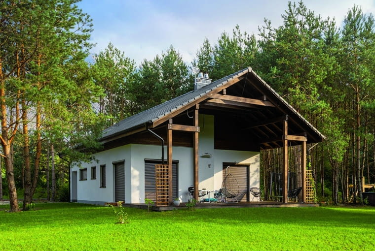 Dom z prefabrykatów to budynek ekologiczny, skonstruowany z materiałów, które nie szkodzą ani zdrowiu, ani środowisku naturalnemu Dom z prefabrykatów to budynek ekologiczny, skonstruowany z materiałów, które nie szkodzą ani zdrowiu, ani środowisku naturalnemu