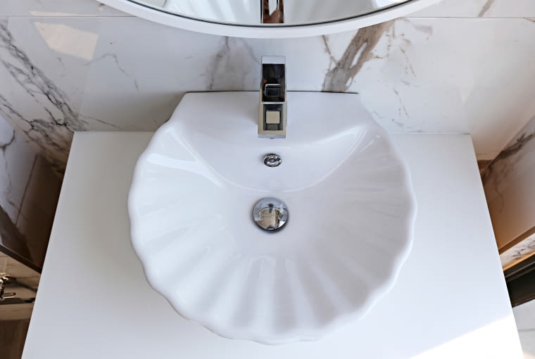 Umywalka nablatowa w kształcie muszli umywalki nablatowe