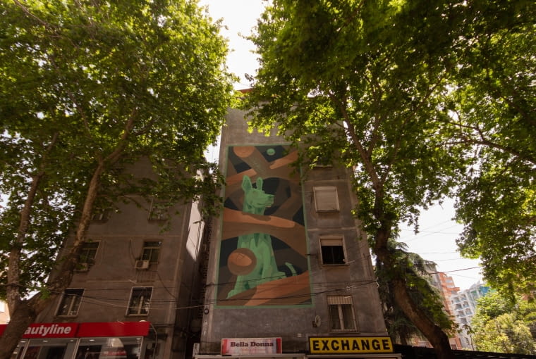 Mural Mots w Tiranie. Mural Mots w Tiranie.