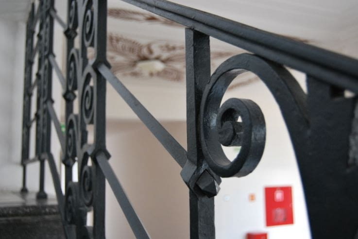 Detal balustrady w stylu art-deco Detal balustrady w stylu art-deco