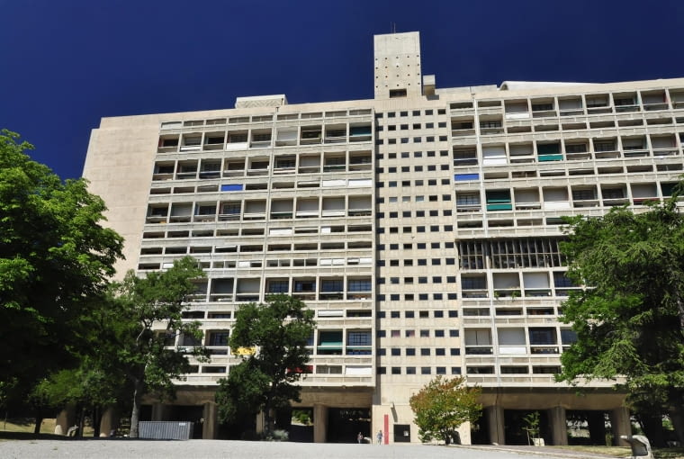 Jednostka Marsylska, proj. le Corbusier - fasada wschodnia