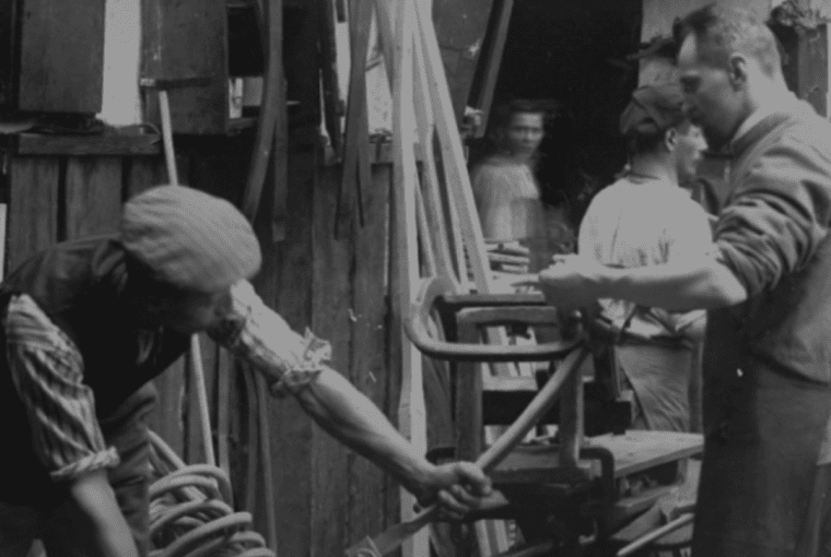 Technika giętego drewna. Technika giętego drewna.