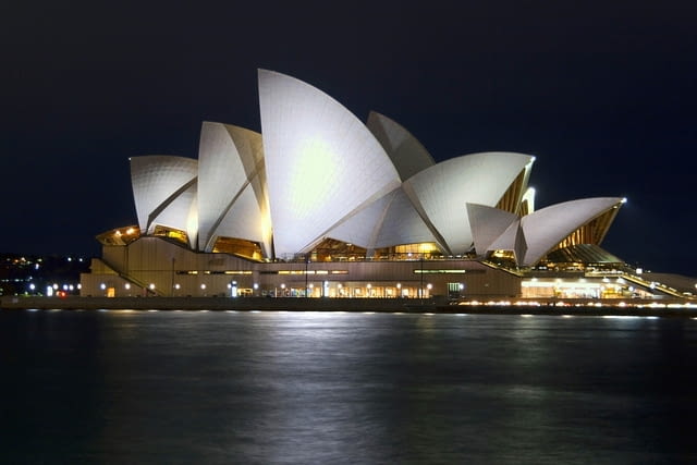 Opera w Sydney, architekt Jorn Utzon Opera w Sydney, architekt Jorn Utzon
