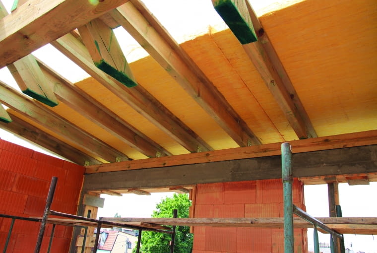 Remont dachu - naprawa czy wymiana?