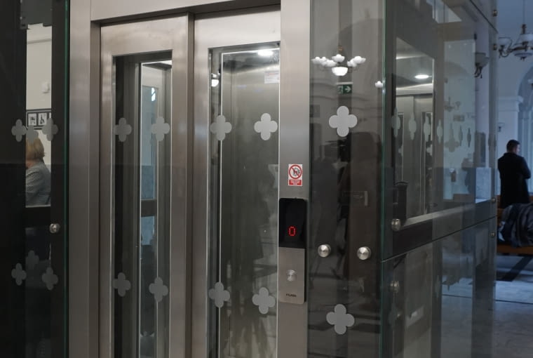 Dworzec kolejowy w Skierniewicach - obecnie Dworzec kolejowy w Skierniewicach - obecnie