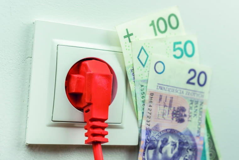 Od 1 lipca 2024 roku ceny energii elektrycznej są „zamrożone”, jednak na innych niż dotąd zasadach. Reguluje je ustawa o bonie energetycznym Od 1 lipca 2024 roku ceny energii elektrycznej są „zamrożone”, jednak na innych niż dotąd zasadach. Reguluje je ustawa o bonie energetycznym