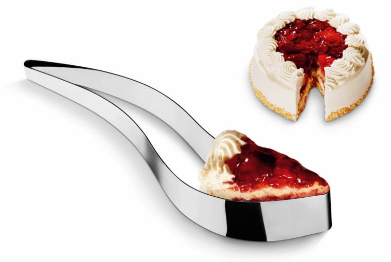 Rach, ciach Zaprojektowany przez fińskich designerów minimalistyczny przyrząd do krojenia i serwowania ciast. Wykonany ze stali nierdzewnej, Cake Server, 182 zł, Magisso, rossi.pl