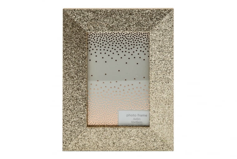 Ramka 10x15 cm 11,99 zl Ramka 10x15 cm 11,99 zl