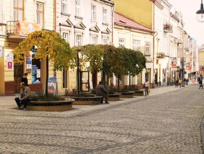 Przemyśl - Ulica Franciszkańska i plac Niepodległości Przemyśl - Ulica Franciszkańska i plac Niepodległości