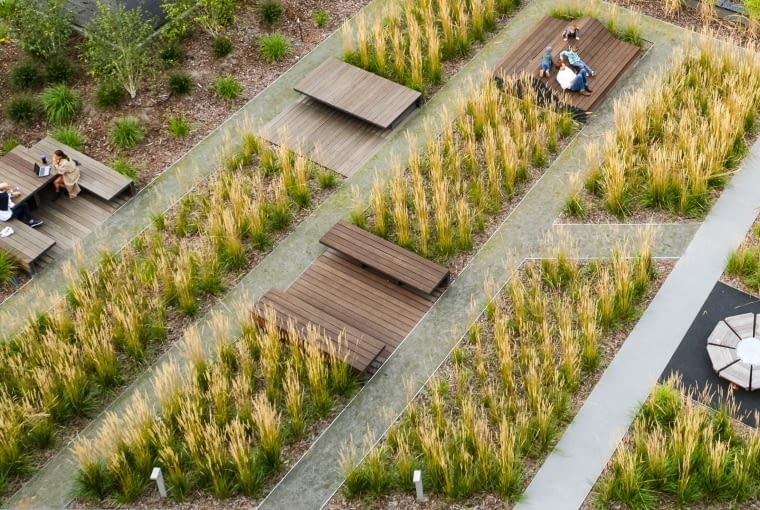 Wspolny dziedziniec - Saperska 30 w Poznaniu dla OKRE Development