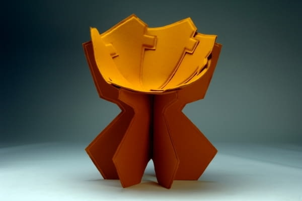 Folded chair, projekt: Nina Bruun Folded chair, projekt: Nina Bruun