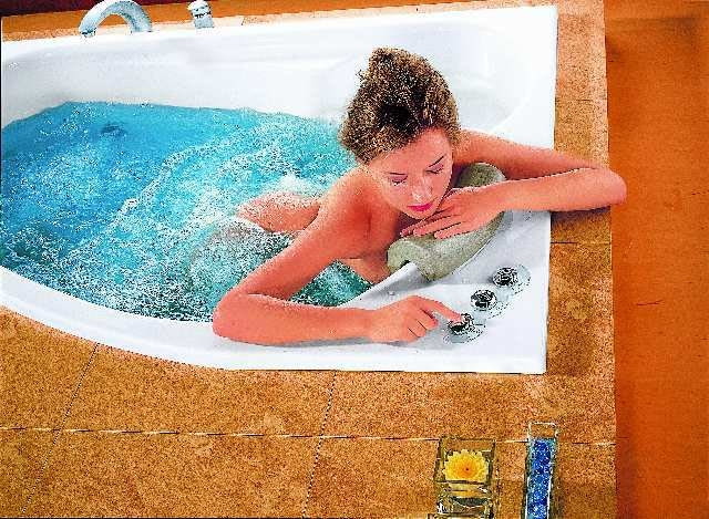Wygoda korzystania z hydromasażu w dużej mierze zależy od rodzaju sterowania wanna z hydromasażem