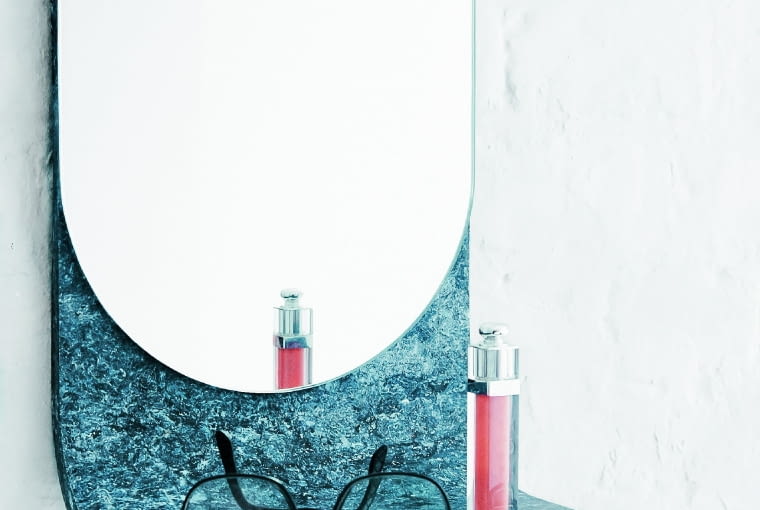 pAlexander_McQueen Ready to wear spring summer 2016 Paris; fashion week october 2015PHOTO: EAST NEWS / ZEPPELIN