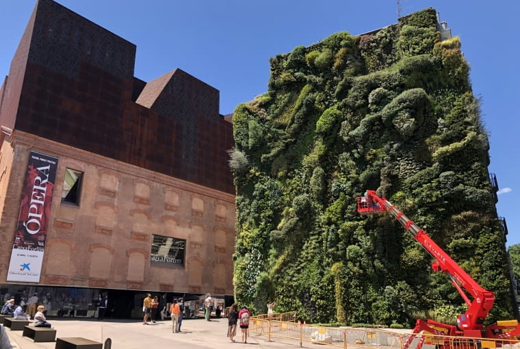 Caixa Forum w Madrycie. Proj. Herzog & de Meuron. Caixa Forum w Madrycie. Proj. Herzog & de Meuron