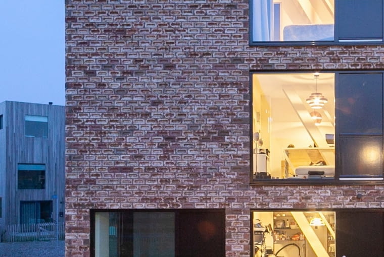 Tiny Towers. Proj. HOUSE OF ARCHITECTS