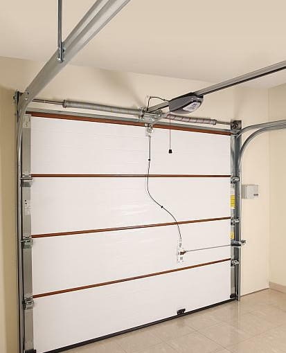Brama garażowa z napędem Brama garażowa z napędem