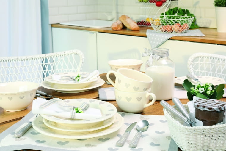 F&F Home: aranżacja stołu Letnie dekoracje od F&F Home