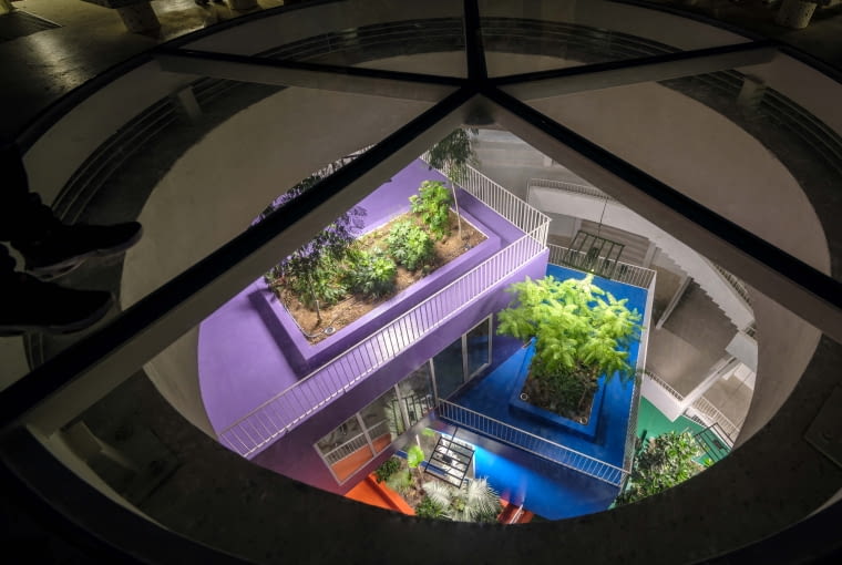 Piramida w Tiranie. Proj. MVRDV Piramida w Tiranie. Proj. MVRDV