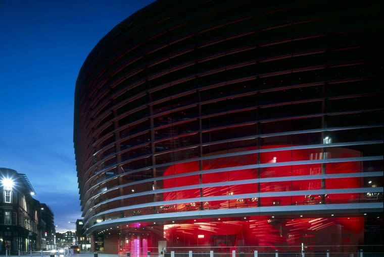 Curve autorstwa Rafael Vinoly Architects riba, architektura