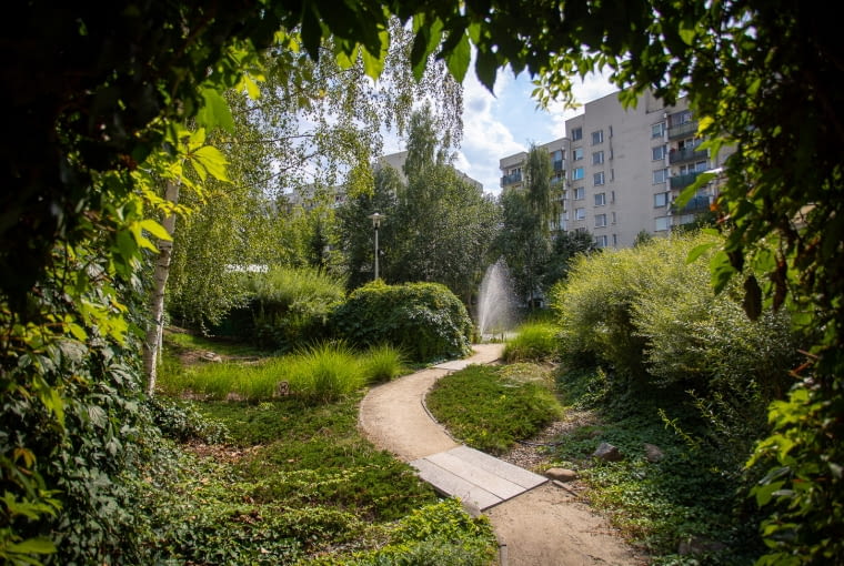 I nagroda Warszawa w Kwiatach 2022 osiedla mieszkaniowe, fot. Zarząd Zieleni m.st Warszawy I nagroda Warszawa w Kwiatach 2022 osiedla mieszkaniowe, fot. Zarząd Zieleni m.st Warszawy