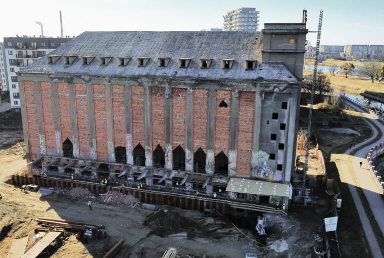 Elewator we Wrocławiu w marcu 20026 roku