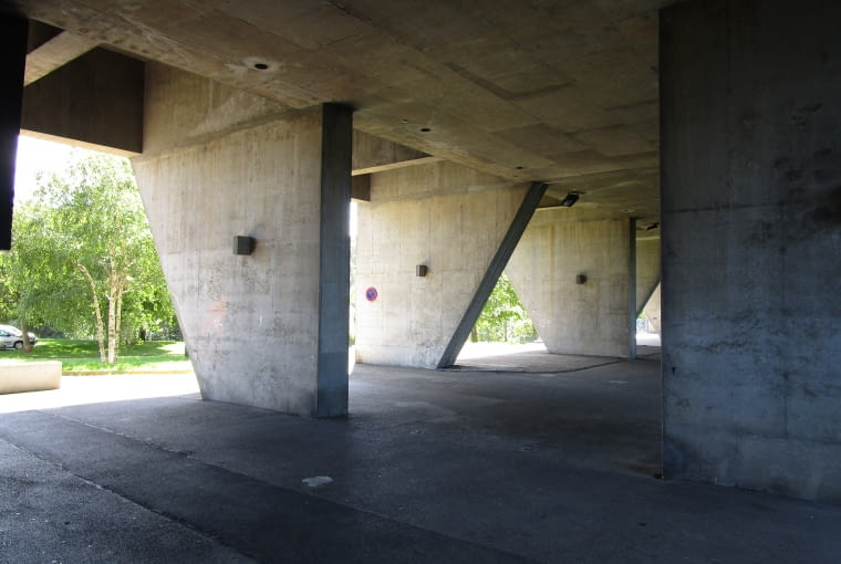 Firminy - Jednostka Mieszkalna. Bliźniaczy budynek Jednostki Marsylskiej Firminy - Jednostka Mieszkalna. Bliźniaczy budynek Jednostki Marsylskiej