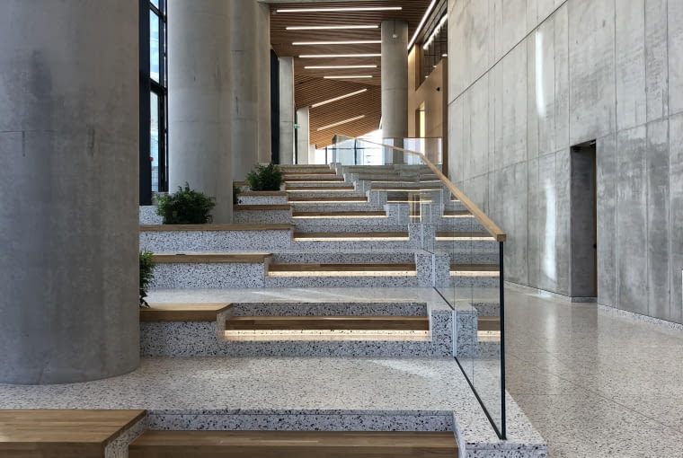 Skyliner - lobby. Proj. APA Wojciechowski Skyliner - lobby. Proj. APA Wojciechowski