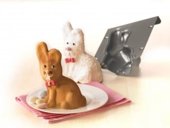 AKCESORIA. Specjalna superforma wykonana z blachy pokrytej nieprzywieralną powłoką - ciasto piecze się do góry nogami. Gdy wypiek jest już gotowy należy jedynie rozpiąć formę i udekorować! 69 zł, modernform.pl AKCESORIA. Specjalna superforma wykonana z blachy pokrytej nieprzywieralną powłoką - ciasto piecze się do góry nogami. Gdy wypiek jest już gotowy należy jedynie rozpiąć formę i udekorować! 69 zł, modernform.pl