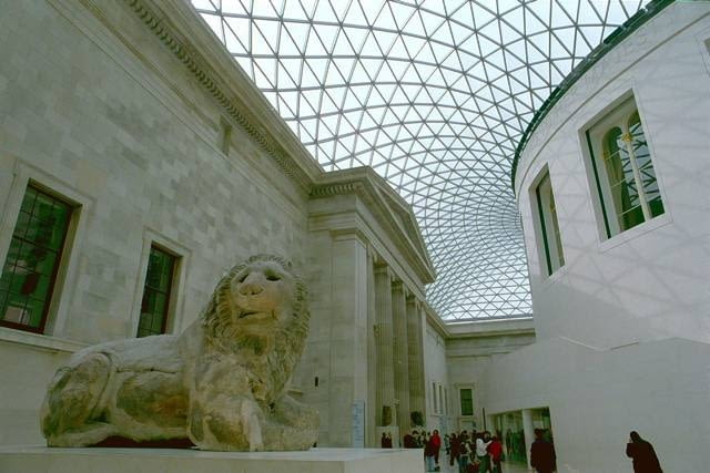 Londyn, British Museum 04.05.2001 ANGLIA - BRITISH MUSEUM FOT. MICHAL MUTOR / AGENCJA GAZETA MM9832