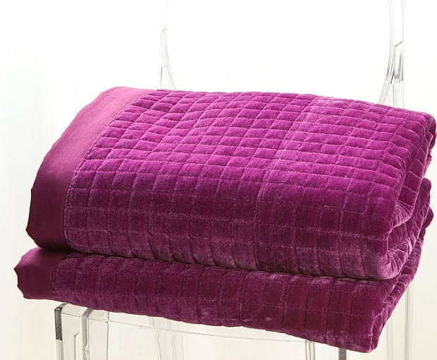 Zara Home - kapa na łóżko: od 629 zł do 699 zł (w zależności od rozmiarów). zara home, nowości, wiosenne dodatki we wnętrzach, 2014, trendy, dodatki, wnętrzarskie dodatki, akcesoria