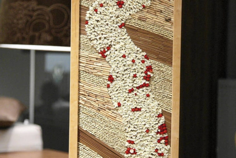 21.11.2008 WARSZAWA BO CONCEPT UL. BURAKOWSKA SESJA BUKIETY OBRAZ Z SUSZONYCH ROSLIN WYKONALA TERESA GASOWSKA DLA CZASOPISMA BUKIETY ARANZACJA TERESA GASOWSKA FOT. ARKADIUSZ SCICHOCKI / AGENCJA GAZETA PUBLIKACJA BUKIETY NR 3 (46) - JESIEN 2009 SLOWA KLUCZOWE: FLORYSTYKA ROSLINA WNETRZE ZDJĘCIE DO WKŁADKI: PUBLIKACJA BUKIETY NR 3 (46) - CZASOPISMA