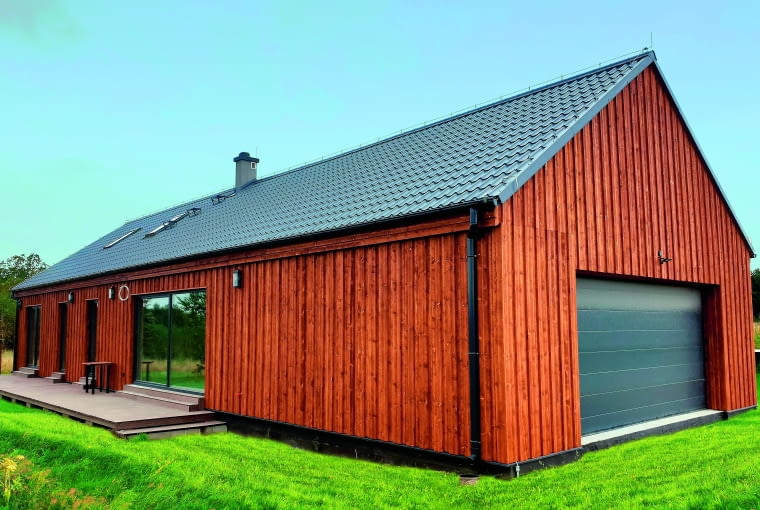 Domy z gotowych elementów są trwałe i śmiało mogą konkurować pod tym względem z murowanymi, które wciąż są najchętniej stawianymi budynkami w Polsce Domy z gotowych elementów są trwałe i śmiało mogą konkurować pod tym względem z murowanymi, które wciąż są najchętniej stawianymi budynkami w Polsce