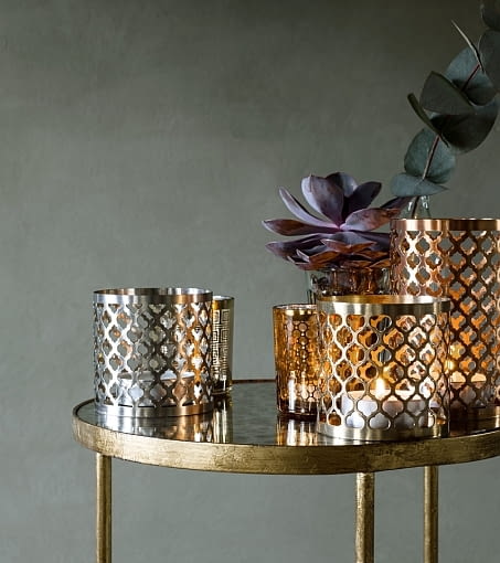 H&M Home: metalowy świecznik (9 cm wysokości). Cena: 14,90 zł. akcesoria, tekstylia, materiały, H&M Home, H&M do domu