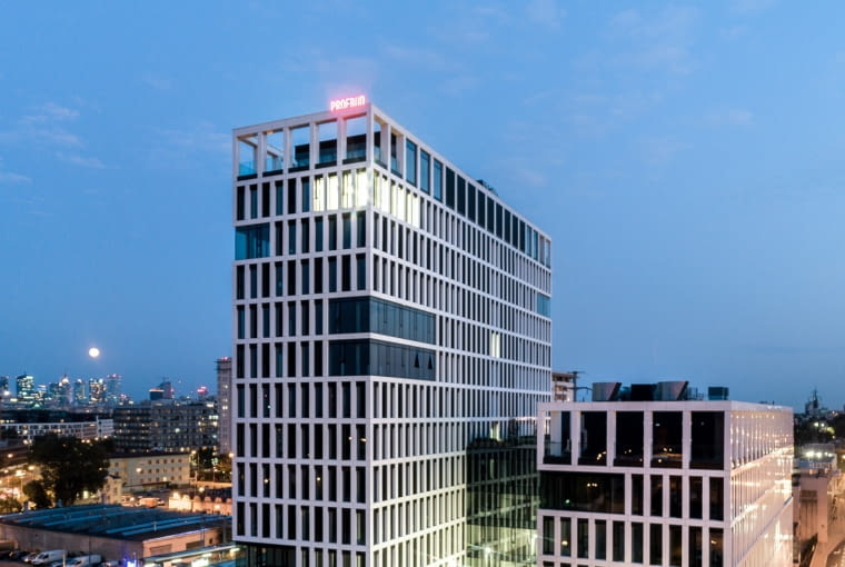 Vector+ na warszawskiej Woli. Proj. JSK Architekci