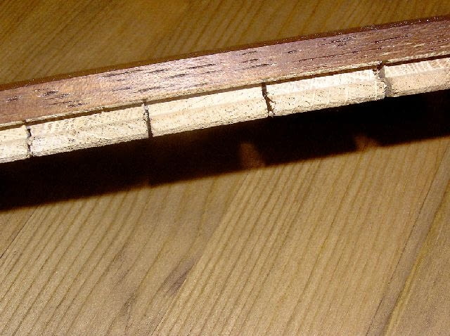 DREWNIANY PARKIET DWUWARSTWOWY LAMELKI FOT. KATARZYNA WANGIN PUBLIKACJA LADNY DOM NR 5 (91) - 5.2006