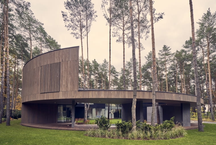 Circle Wood House. Proj. Mobius Architekci Circle Wood House. Proj. Mobius Architekci
