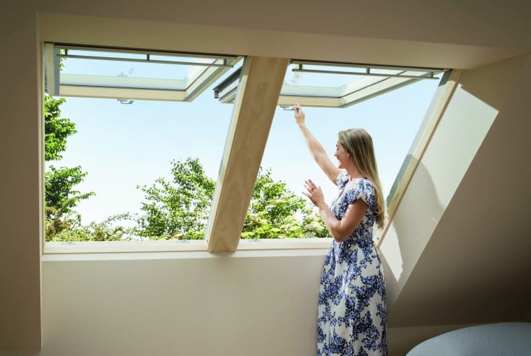 W 2026 roku możemy spodziewać się jeszcze bardziej zaawansowanych, inteligentnych i ekologicznych rozwiązań w stolarce