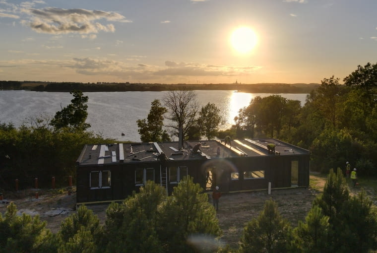 Montaż modułowego domu na Pomorzu od Smart-Mod Montaż modułowego domu na Pomorzu od Smart-Mod