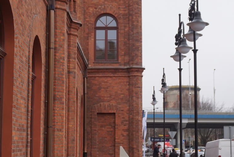 Dworzec kolejowy w Skierniewicach - obecnie Dworzec kolejowy w Skierniewicach - obecnie