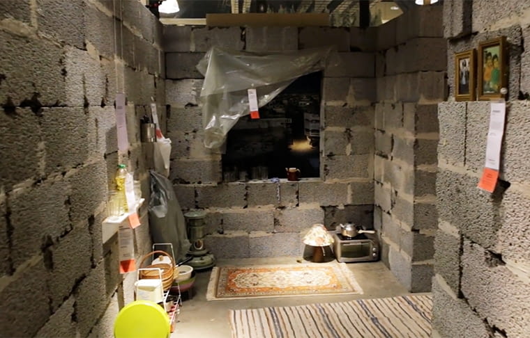 25 m kw. Syrii IKEA wprowadziła replikę syryjskiego domu w swoim flagowym sklepie