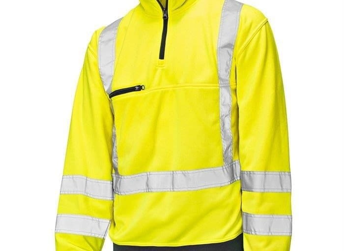 Bluza odblaskowa, ostrzegawcza. Wygodna bluza w kolorze fluorescencyjnym, z odblaskami. Zamek błyskawiczny pod szyją. Ściągacze w rękawach i w pasie. 100% poliester. Prać w temperaturze: 40°C. Produkt zgodny z normą EN471, klasa 3. Cena 97