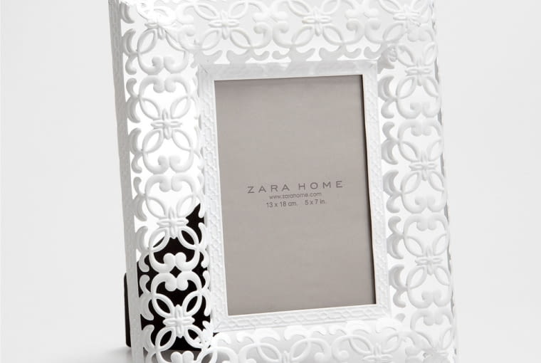 ZARA Home: ażurowa ramka z metalu. Cena: 79,90 zł. ZARA Home, walentynki, prezent, pomysł na prezent
