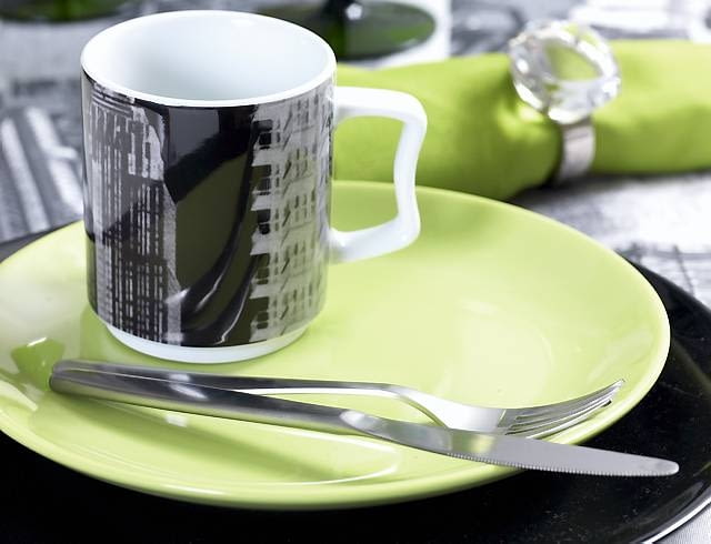 2010.08.12 , WNETRZA , KOLOR I WZOR , MIASTO , STYLIZACJA JOANNA PLACHECKA , CZTERY KATY