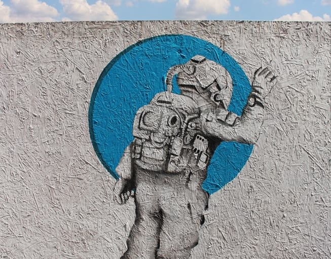 Z bliska / Z daleka Z bliska / Z daleka